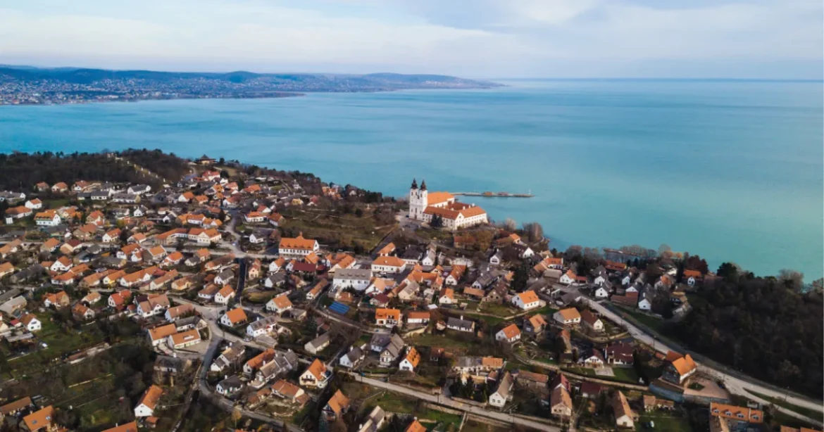 Elege lett a Balatonnak a megyékből: drasztikus döntést hoztak a háttérben