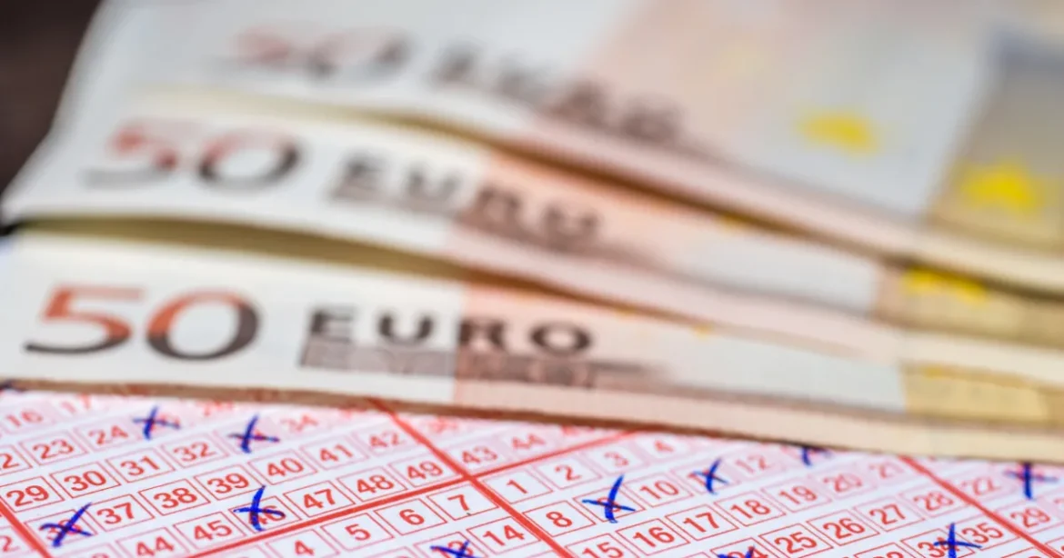 Két magyar milliárdosként ébredt az európai szuperlottó óriásnyereményével
