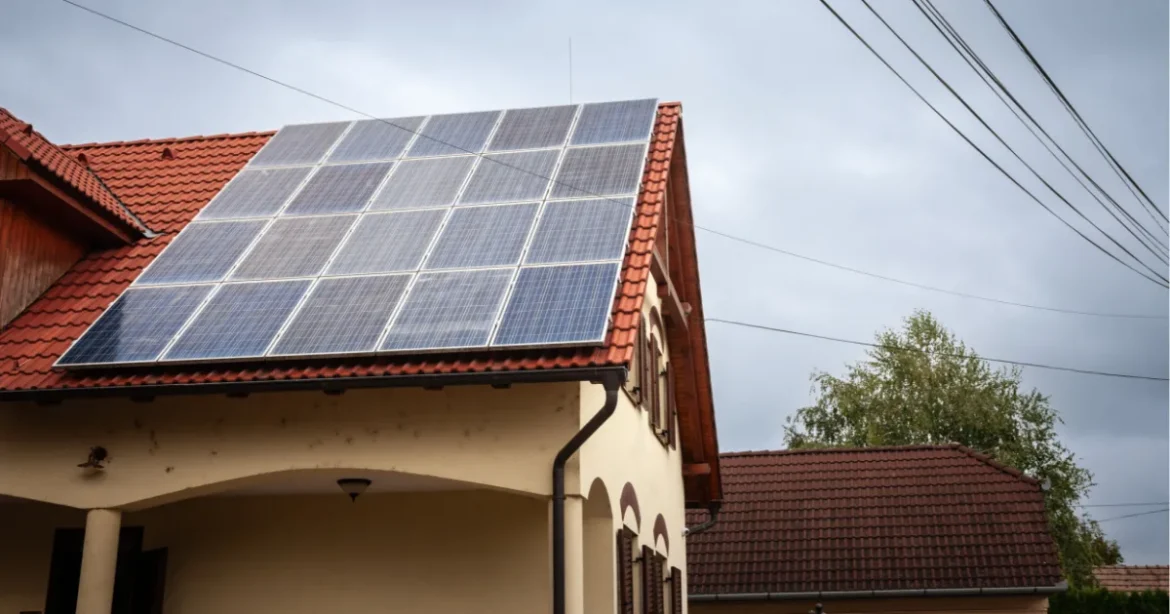Megváltoznak az energetikai támogatás feltételei: sok magyar család kaphat ingyenpénzt