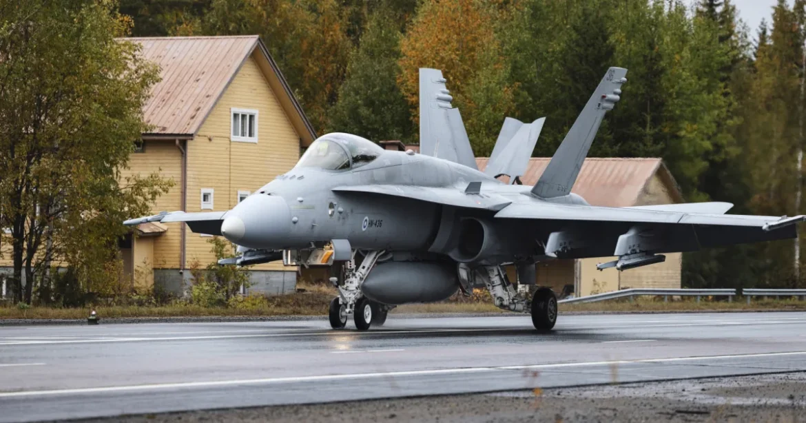 Riasztották a NATO vadászgépeit: orosz repülők tűntek fel