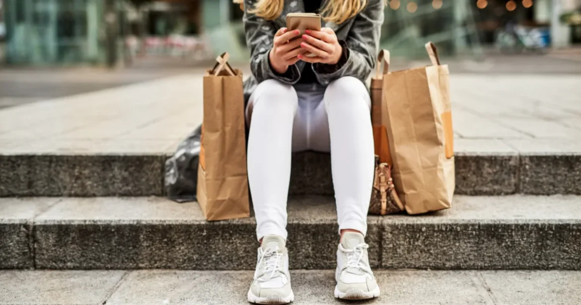 Váratlan fordulat a divatiparban: így próbálja menteni a helyzetet a H&M és a Zara