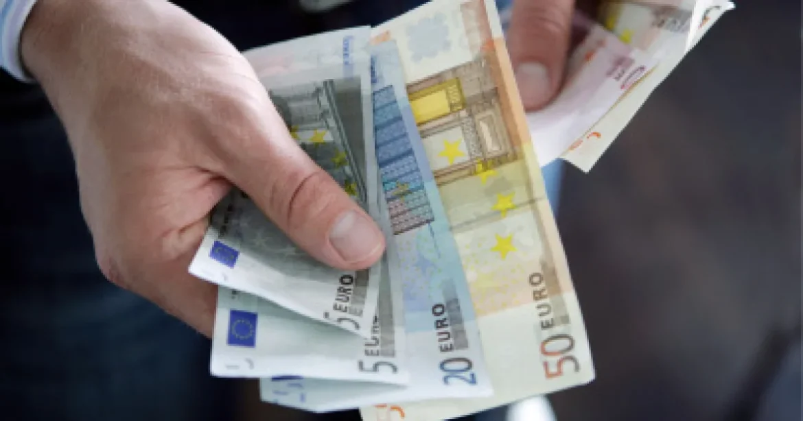 Matolcsy György órákig beszélt a bíróság előtt, délután döntenek a letartóztatásáról