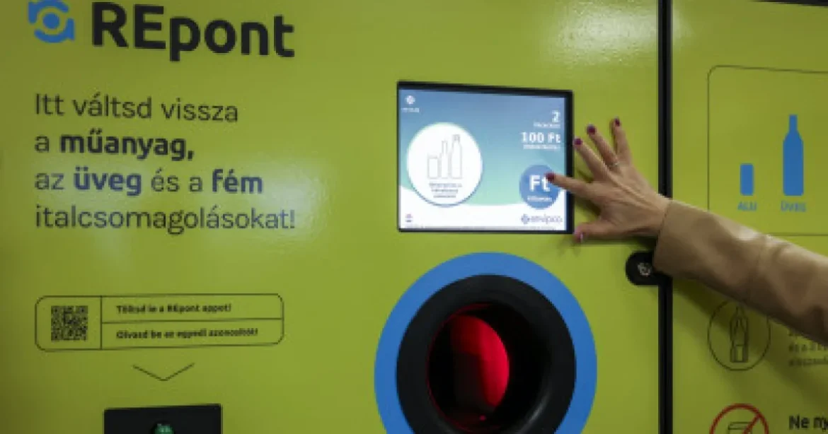 NAV őszi árverés: márkás divatcikkek és luxusórák fillérekért