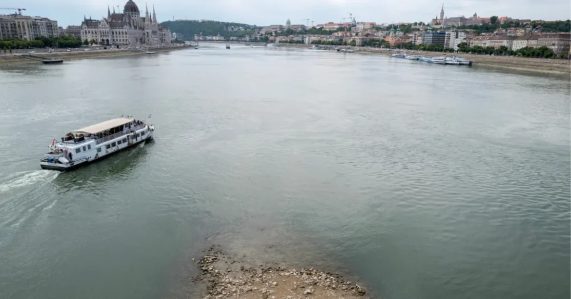 Rekordot dönthet a Duna Budapestnél: rendkívül alacsony vízállás jöhet